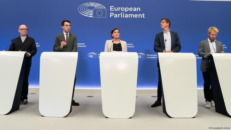 Konferencija za novinare poslanika evropskih Zelenih sa liderima opozicije iz Srbije, Strazbur 9. septembra