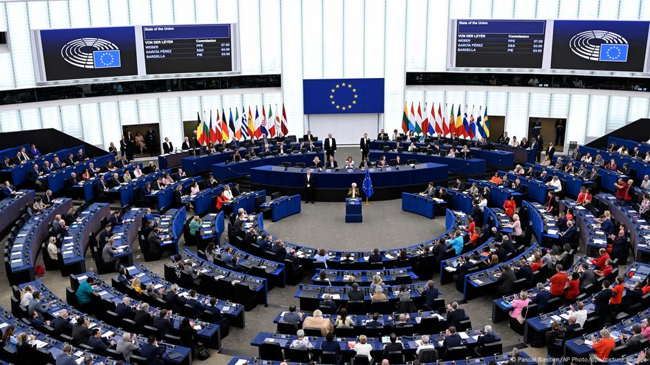 Debata o solidarności z Polską w PE. Przemawiali głównie Polacy i nie zgadzali się ze sobą