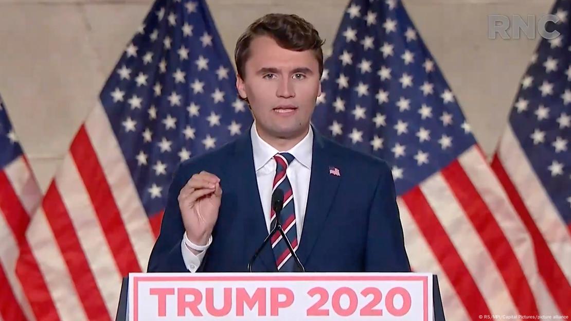 Charlie Kirk, Cumhuriyetçi Ulusal Kongre'nin ilk gününde konuşma yapıyor.