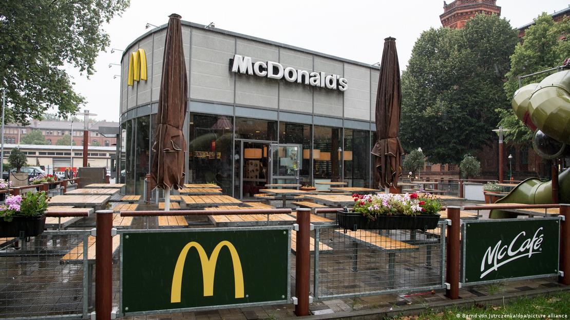 McDonalds'ın Berlin Kreuzberg'deki bir zincir restoranı. 