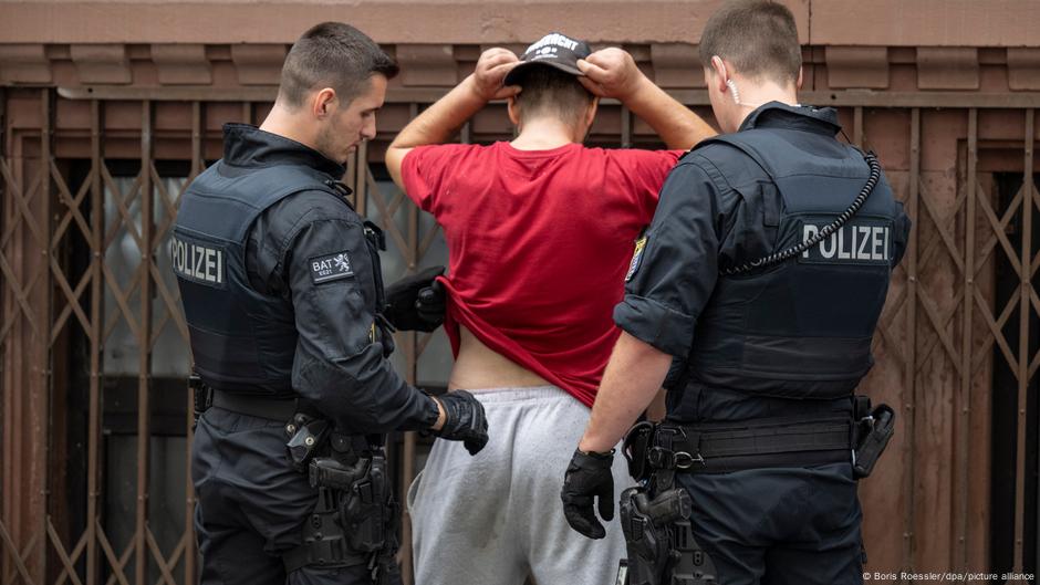 Policijska racija u Frankfurtu na Majni