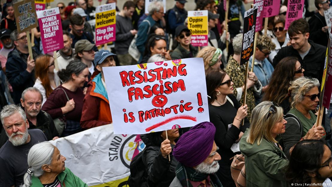 Διαδηλωτές στο Λονδίνο Διαδηλωτές στο Λονδίνο