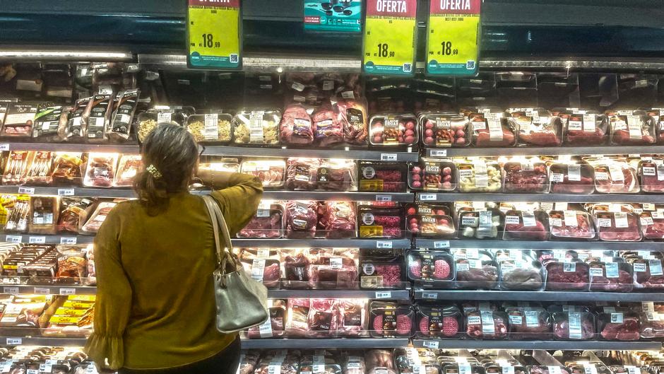 Meso u supermarketu