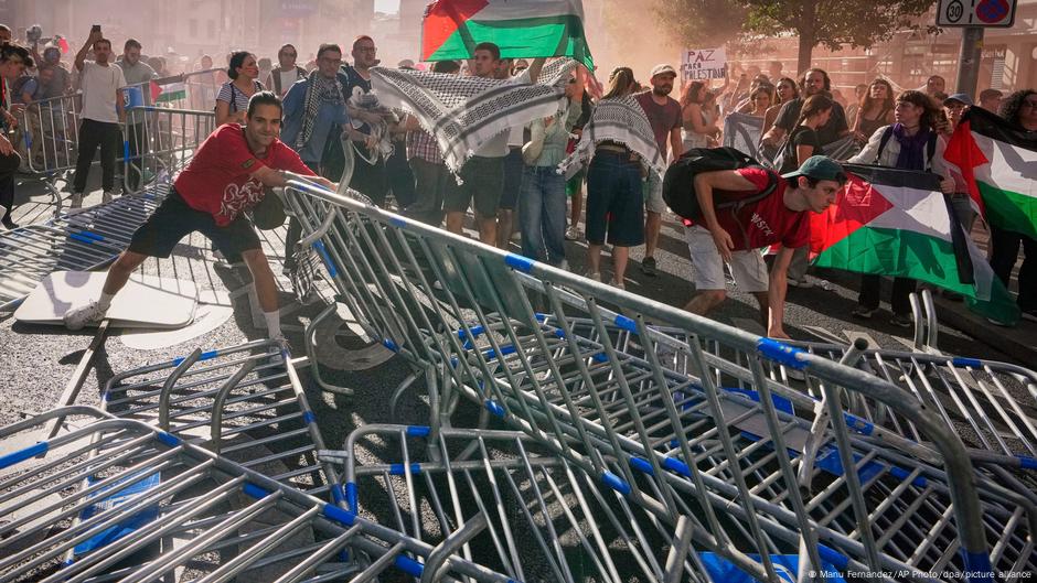 Propalestinski blokaderi u Madridu prekinuli su Vueltu