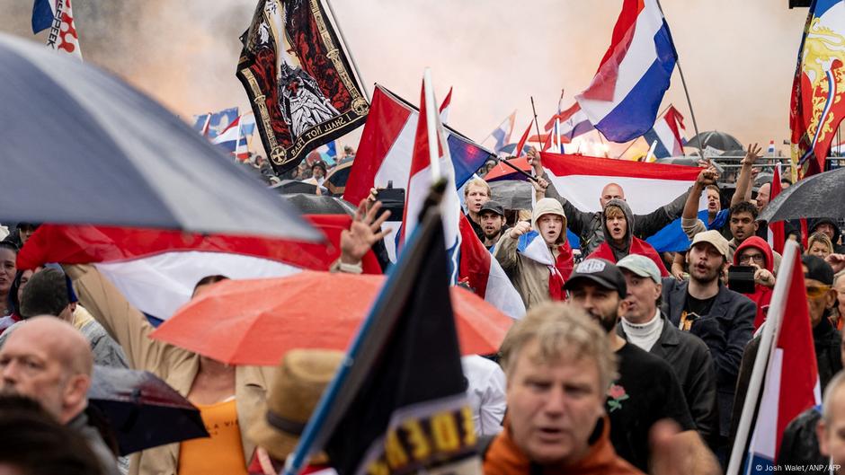Clashes Erupt in The Hague as Anti-Immigration Protest Turns Violent Ahead of Crucial Dutch Elections