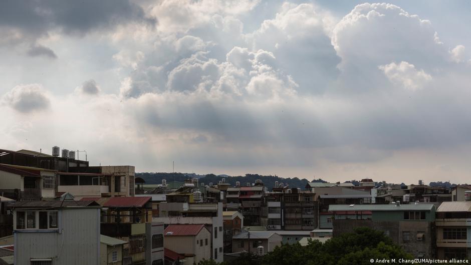 Miles refugiados en Filipinas y Taiwán por supertifón Ragasa – DW – 22/09/2025