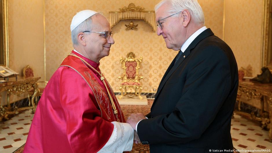 Steinmeier lädt Papst Leo nach Deutschland ein