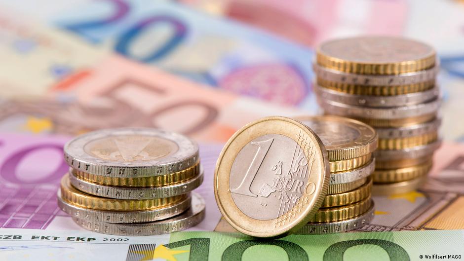 Płace minimalne w UE. Polska zmniejsza dystans do Niemiec