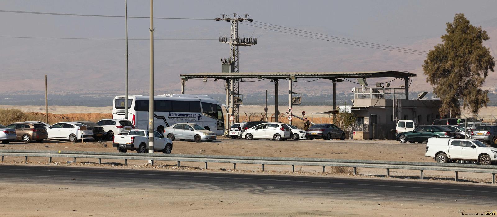 Israel cerrará principal cruce entre Jordania y Cisjordania – DW –  23/09/2025