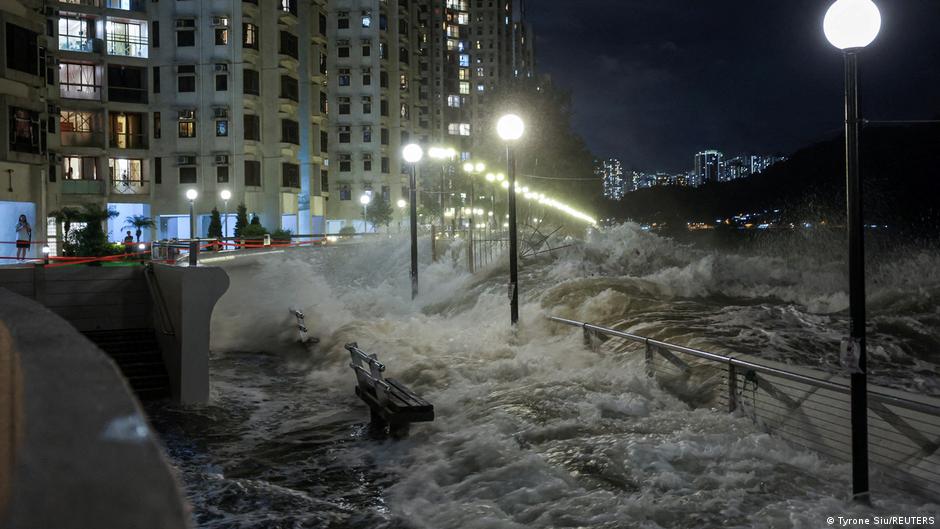 El supertifón Ragasa azota Hong Kong tras su paso por Taiwán – DW – 24/09/2025