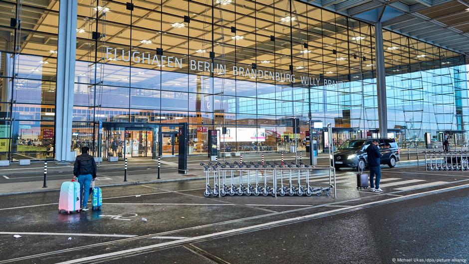 Berliner Zeitung: czy CPK będzie konkurencją dla lotniska w Berlinie?