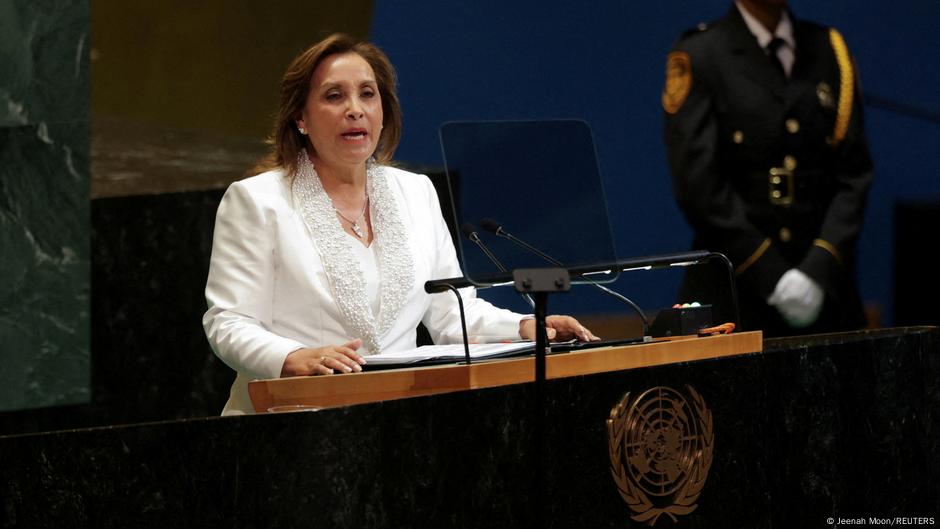 Congreso de Perú destituye a la presidenta – El reportero andino
