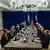 Reunión entre el Secretario de Estado de Estados Unidos, Marco Rubio (izq.) y su homólogo ruso, Sergéi Lavrov en Nueva York.