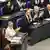 Jens Spahn (CDU, Mitte), CDU/CSU-Fraktionsvorsitzender im Bundestag, applaudiert neben Steffen Bilger (Mitte rechts) und Britta Haßelmann (Grüne, unten links)