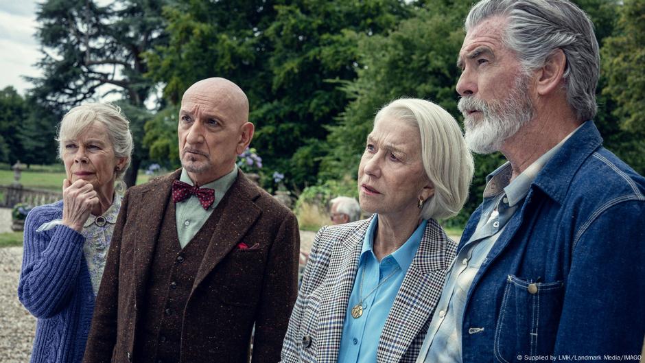 Selija Imri, Ben Kingsli, Helen Miren i Pirs Brosnan (2025)