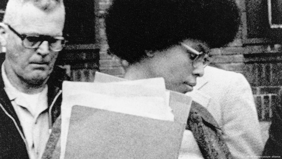 Assata Shakur: Fugitive Black activist dies in exile in Cuba  DW  09/26/2025
