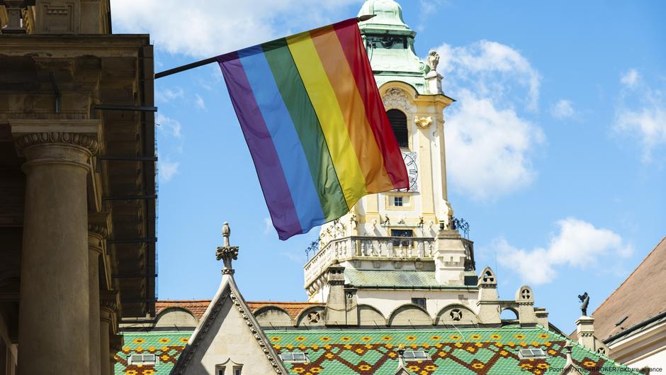 Slovakia changes constitution to enshrine 2 genders  DW  09/26/2025