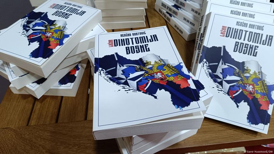 Uvek između - Bosna i Hercegovina