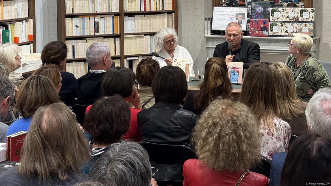 Георги Господинов в книжарница Gallimard в Париж