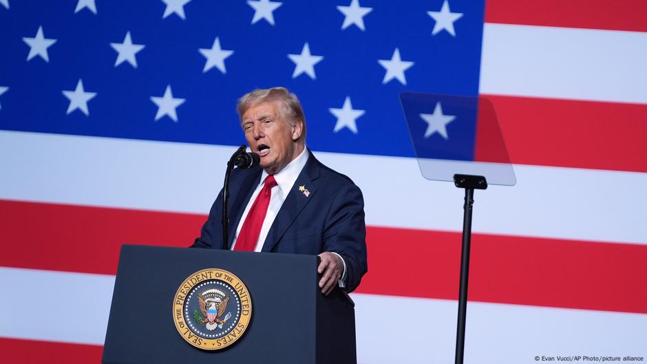 Predsednik SAD Donald Tramp obraća se najvišim američkim vojnim oficirima