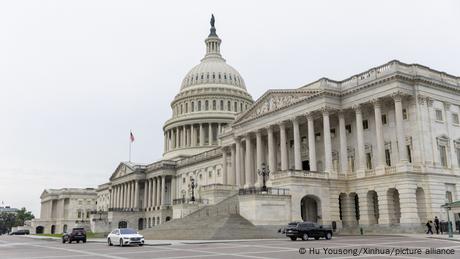 In den USA konnten sich Republikaner und Demokraten nicht auf einen Übergangshaushalt einigen, deshalb ist eine Haushaltssperre in Kraft getreten.