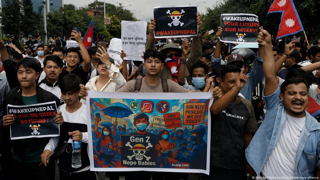 La Generación Z se alza: protestas globales y bandera pirata – DW – 02/10/2025