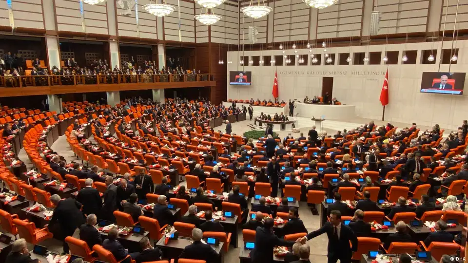 Yeni Parti kuruldu, Meclis aritmetiği nasıl değişti?