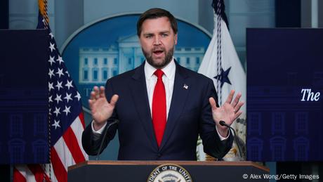 Der US-Vizepräsident Vance ist nach Witkoff und Kushner nun ebenfalls auf dem Weg nach Israel. (Archivbild)