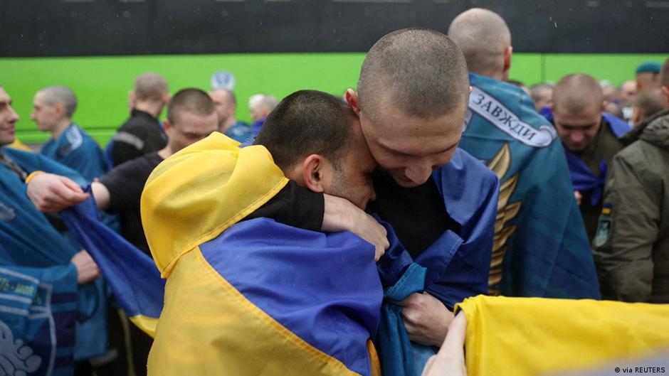 Україна та Росія провели обмін військовополоненими: 193 українські оборонці повертаються додому