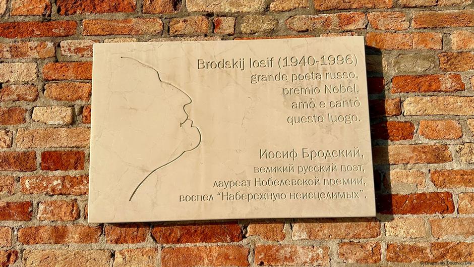 Spomen-ploča za Josifa Brodskog.
