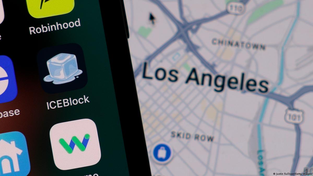 Apple pulls ICE tracking apps after Trump admin request