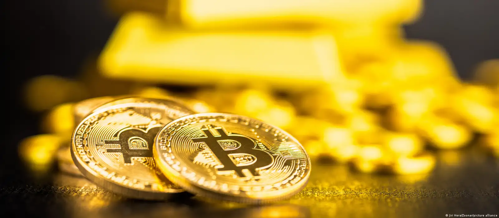 ¿Por qué se disparan el oro y el bitcoin?