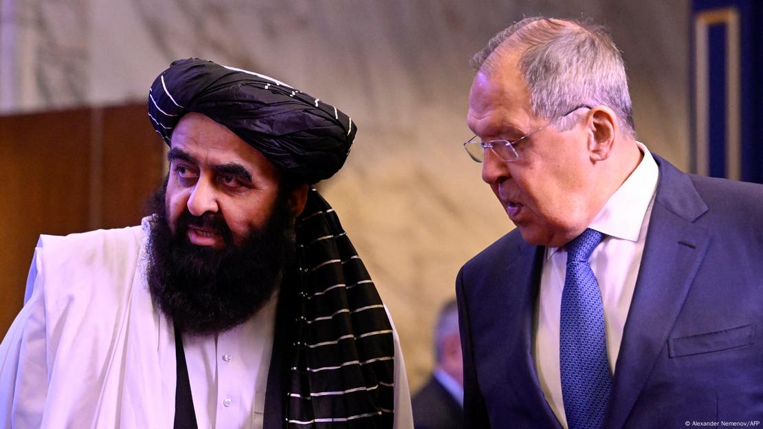 افغانستان کے وزیر خارجہ امیر خان متقی اور روسی وزیر خارجہ سرگئی لاوروف افغانستان کے وزیر خارجہ امیر خان متقی اور روسی وزیر خارجہ سرگئی لاوروف
