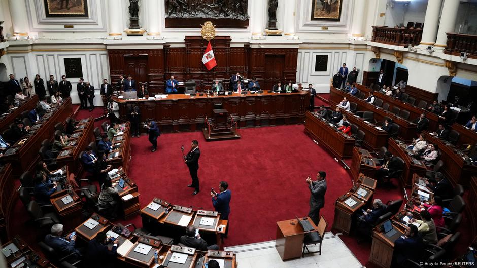 Peru: Congress votes to remove President Boluarte – DW – 10/10/2025