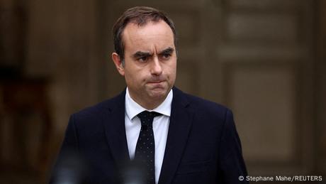 Der Regierungschef Sebastien Lecornu wurde nach seinem Rücktritt erneut von Macron ins Amt berufen.