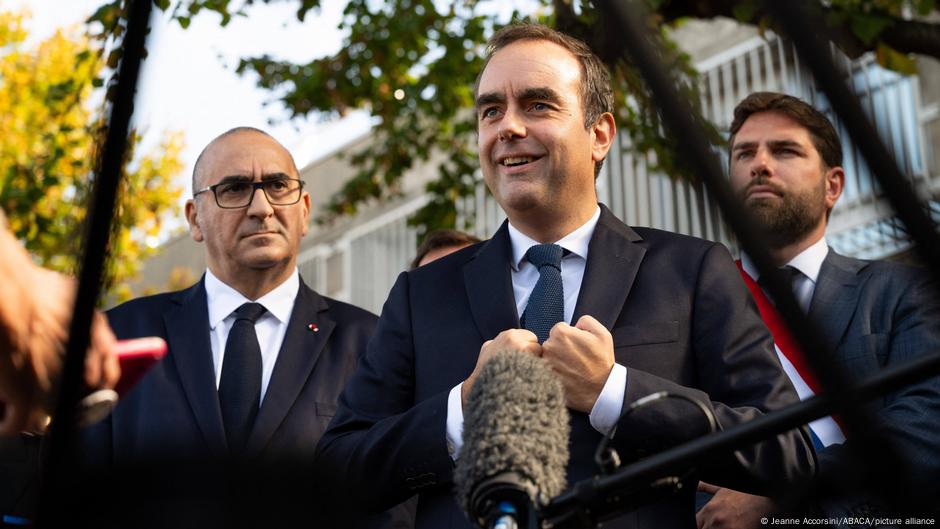 Qeveri e re në Francë