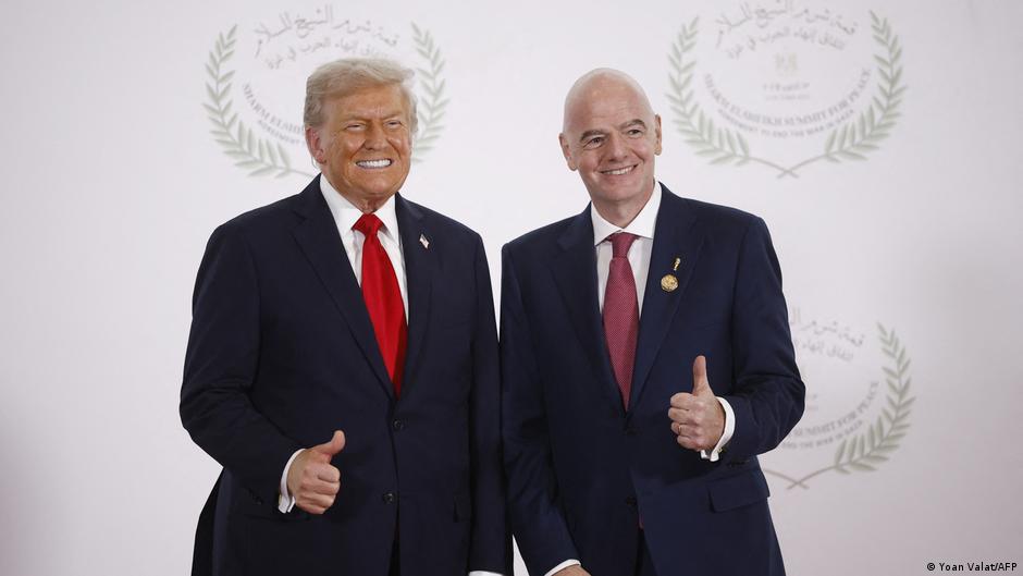 Donald Tramp i Đani Infantino, 13.10.2025 u Egiptu tokom Mirovnih pregovora o Gazi