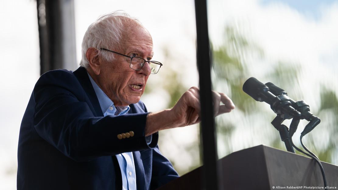 El senador Bernie Sanders, que ha pedido regular la inteligencia artificial, prepara ahora una propuesta legislativa para frenar el desarrollo de la superinteligencia.