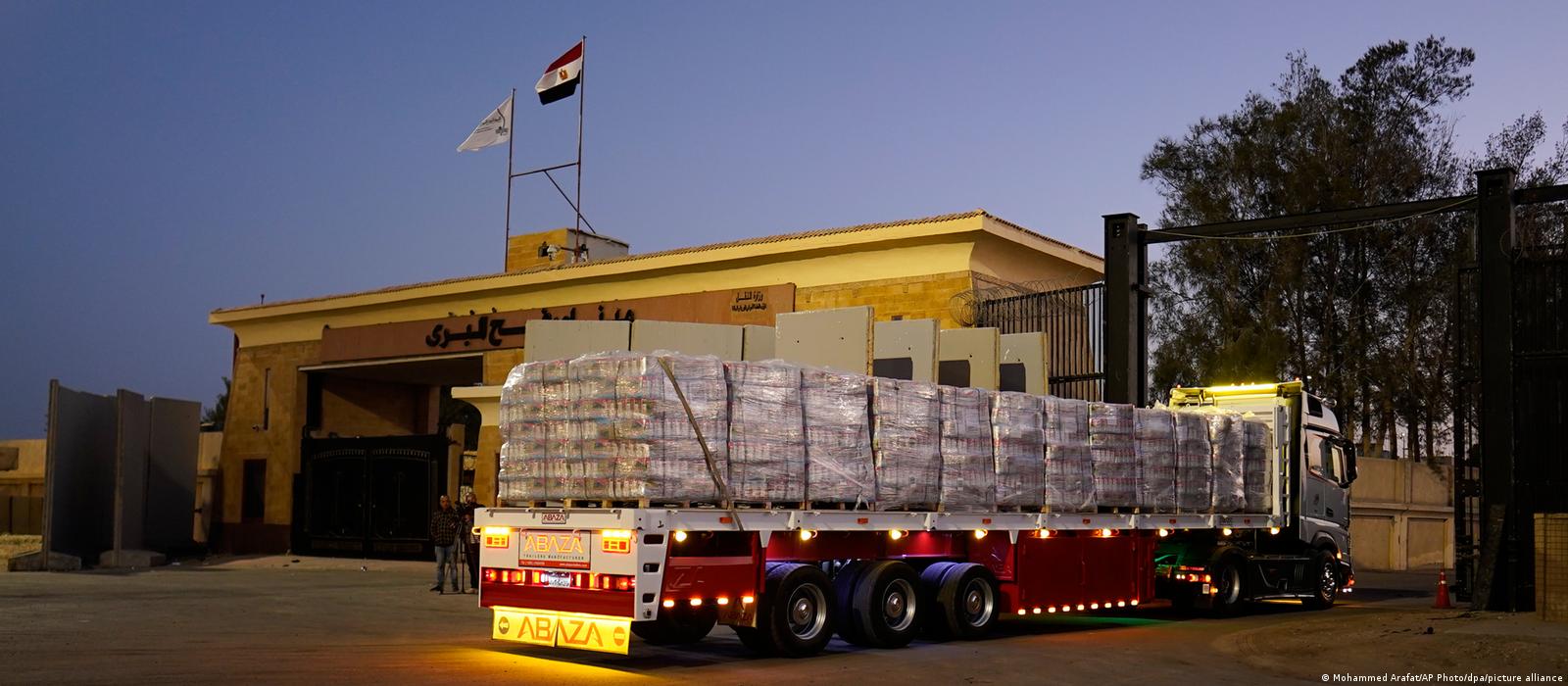 Israel evalúa reabrir Rafah, la salida de Gaza a Egipto