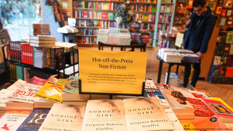 UK: Giuffre memoir launch puts pressure on Prince Andrew