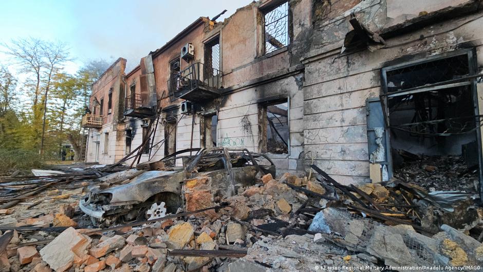 Новые удары России по Украине: в Херсоне погиб человек