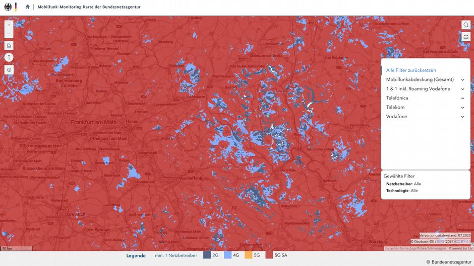 Što je plava boja tamnija, to je veza sporija: Brz internet nije zagarantovan u ruralnim područjima Nemačke, dok su područja velikih gradova, poput regiona oko Frankfurta na Majni, svuda pokrivena 5G mrežom