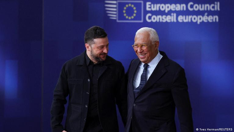 Menga porno bering, yoshlik.