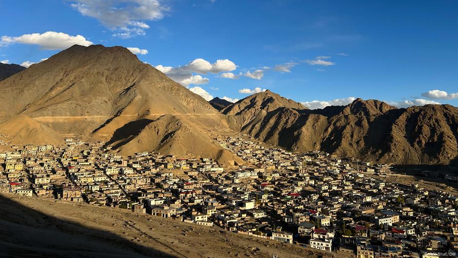Can India rebuild trust after deadly Ladakh protests?  DW  10/23/2025