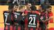 Jugadores del Eintracht Frankfurt festejan un gol de Johnny Burkardt contra el FC St. Pauli, en uno de los pocos partidos brillantes de las águilas en el presente torneo Jugadores del Eintracht Frankfurt festejan un gol de Johnny Burkardt contra el FC St. Pauli, en uno de los pocos partidos brillantes de las águilas en el presente torneo