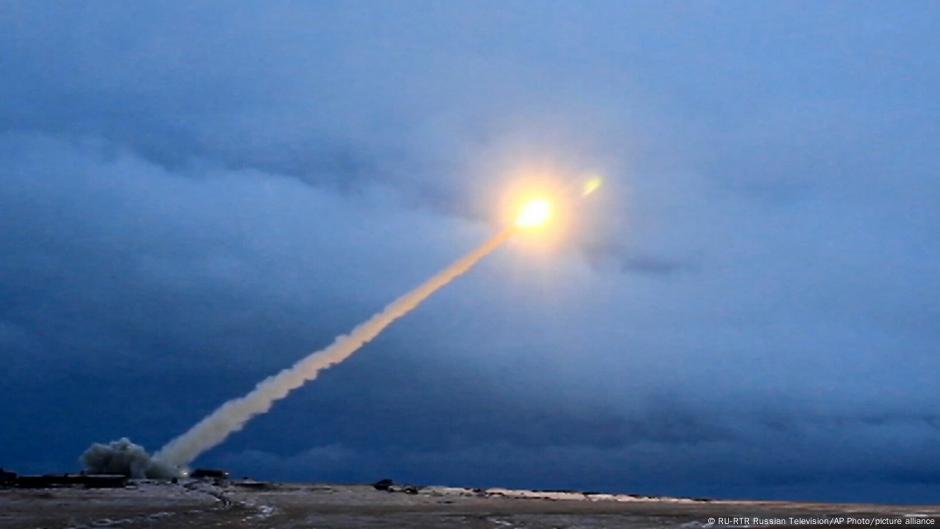 Sa propagandë e shoqëron raketën me energji bërthamore të Putinit 