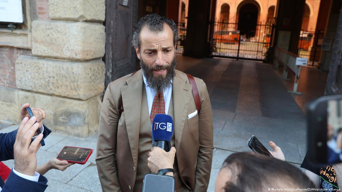 Italien Bologna 2025 | Rechtsanwalt Nicola Canestrini gibt ein Pressestatement ab Italien Bologna 2025 | Rechtsanwalt Nicola Canestrini gibt ein Pressestatement ab
