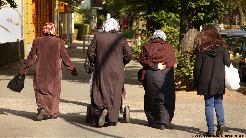 Η νέα αυστηρή γερμανική γραμμή στο Μεταναστευτικό