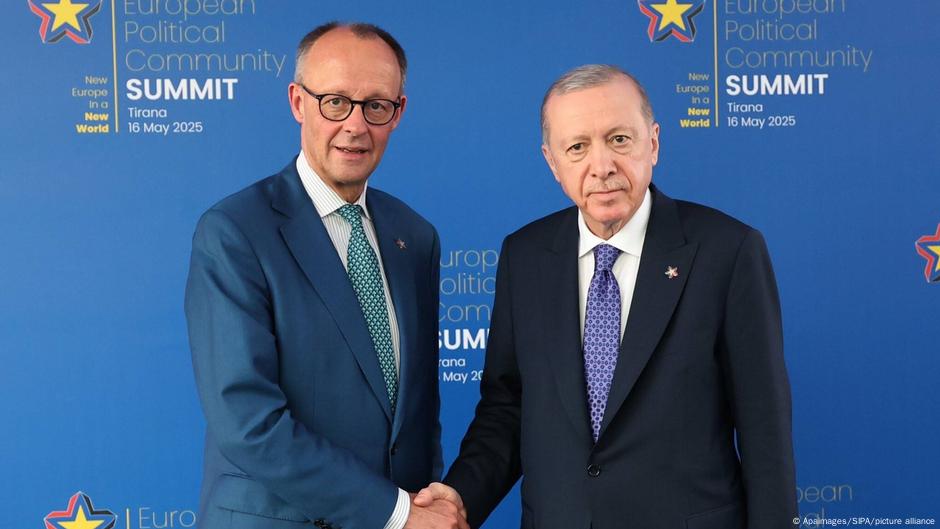 Merc i Erdogan na samitu u Tirani