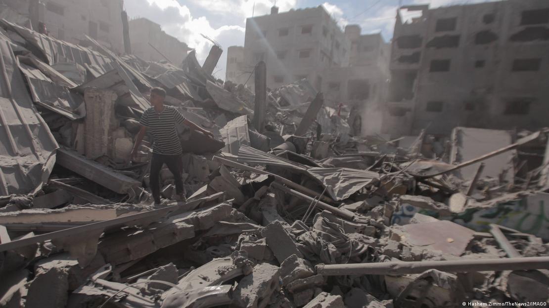 Territorios Palestinos Gaza 2025 | Ataques aéreos israelíes contra el campo de refugiados de Al-Shati